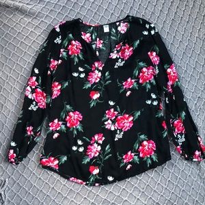 Old Navy Floral Long Sleeve Blouse